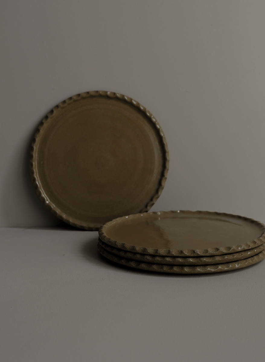 Edged lunch plate - 20cm - Misena Ceramics