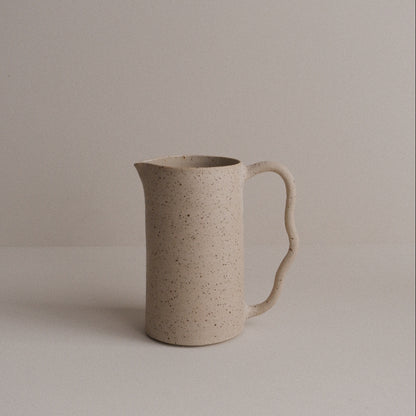 Waterjug in speckled clay