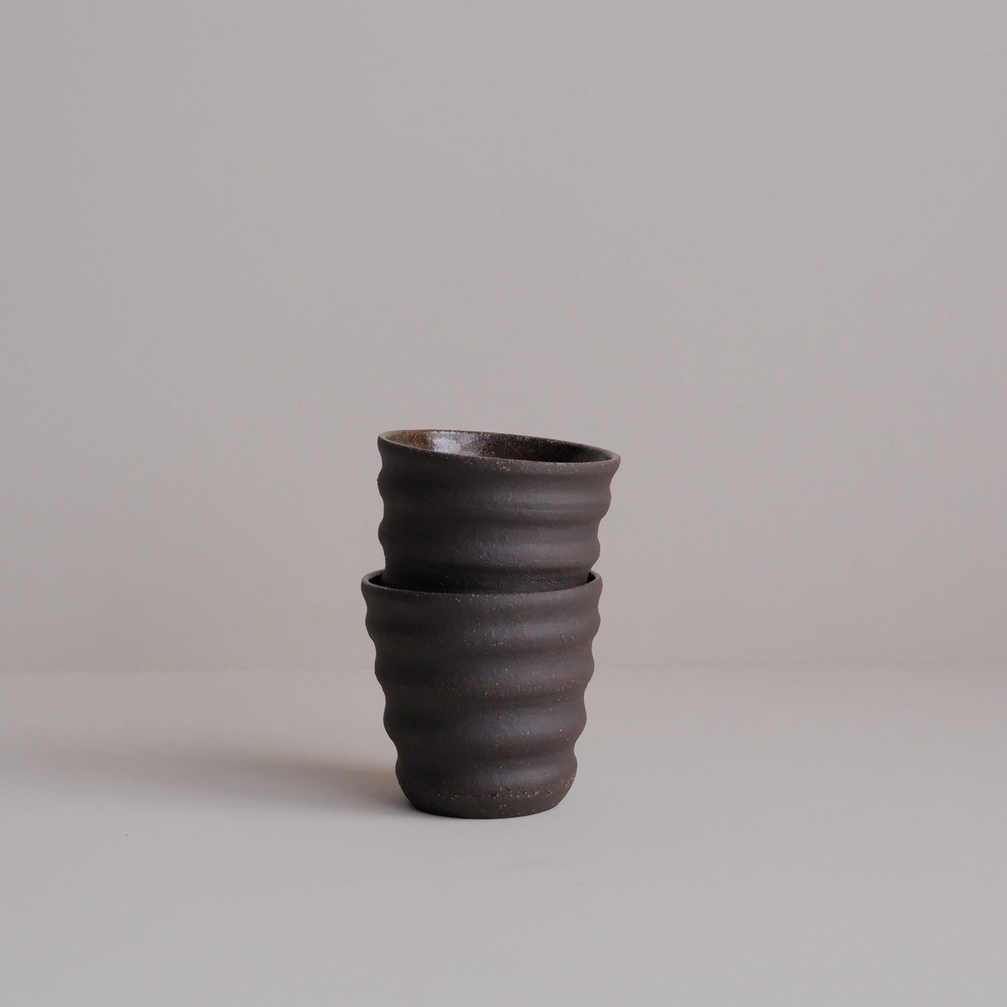 Wobble cup in black