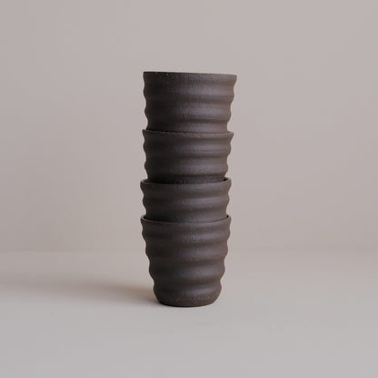 Wobble cup in black