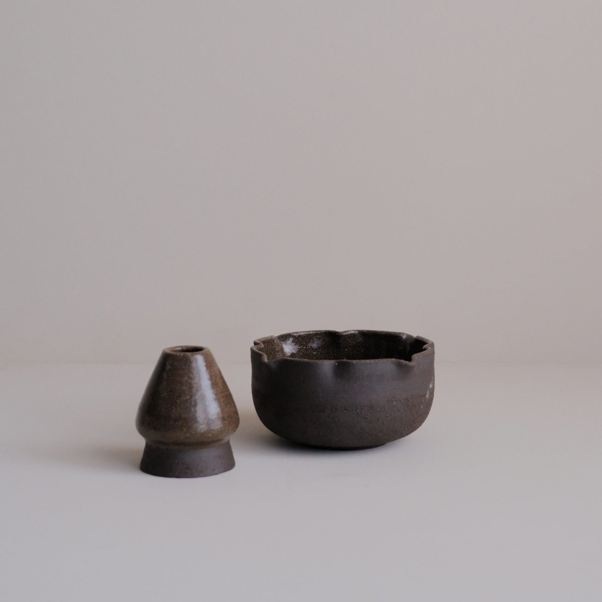 Matcha Cup & Whisk holder - Misena Ceramics