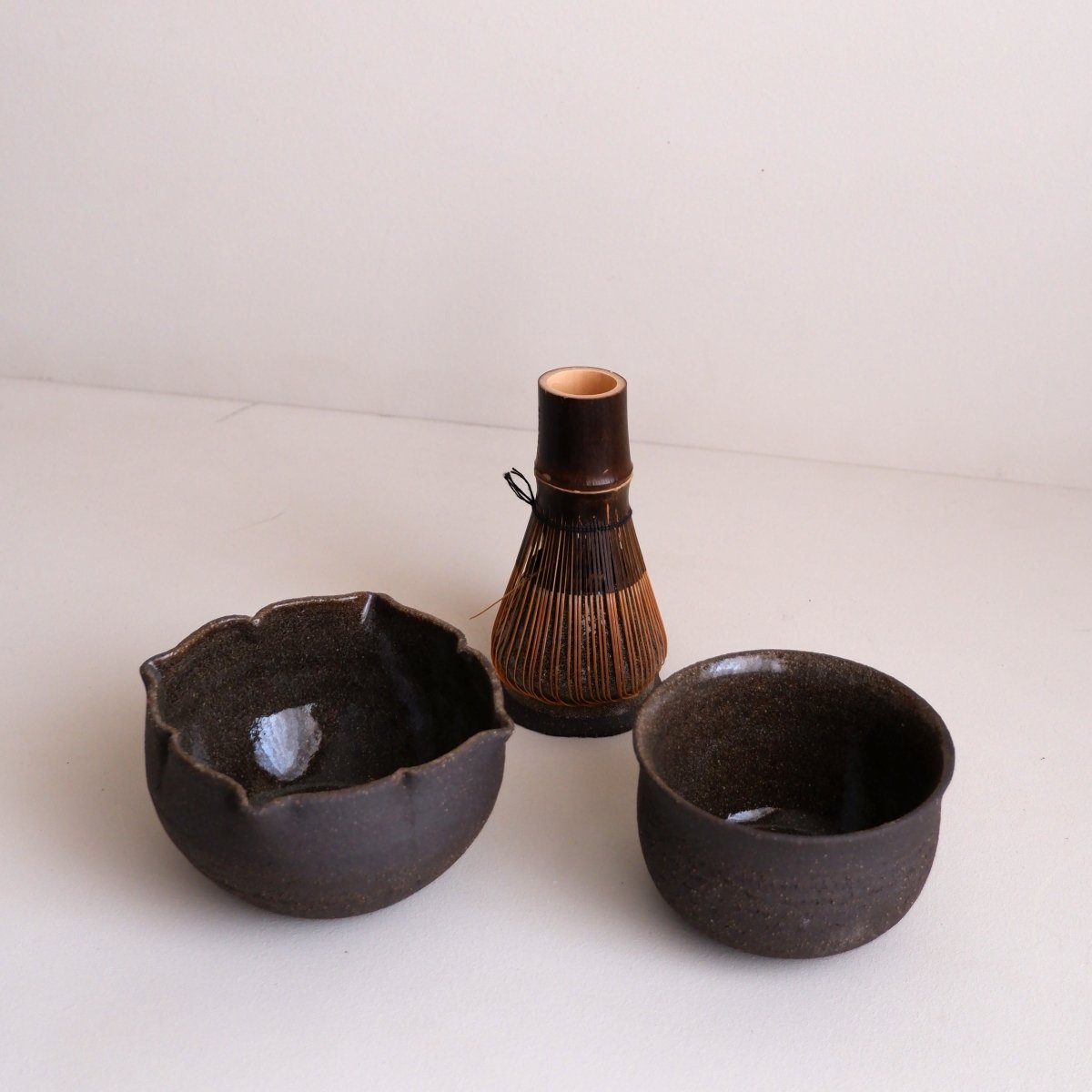 Matcha Cup & Whisk holder - Misena Ceramics